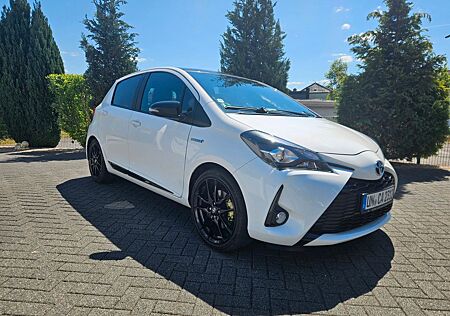 Toyota Yaris 1,5-Hybrid GR Sport scheckheft/Garantie