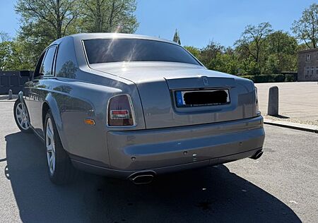 Rolls-Royce Phantom , Schiebedach mit Sternenhimmel, Checkhe