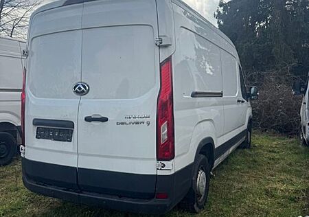 Maxus Deliver 9