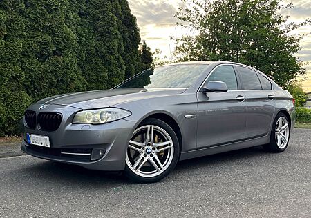 BMW 525d *Navi* M-Sport * ComfortSeat* Carplay* PDC