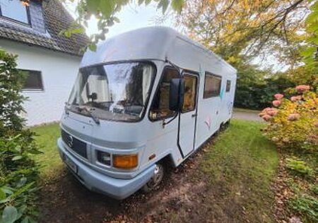 Mercedes-Benz Wohnwagen 410 D Behindertengerecht