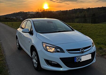 Opel Astra 1.4T 103kW 150 Jahre 150 Jahre