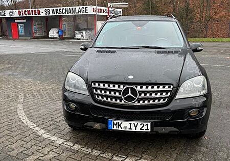 Mercedes-Benz ML 320 CDI 4MATIC -