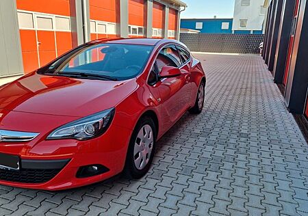 Opel Astra GTC 1.6 Turbo Edition