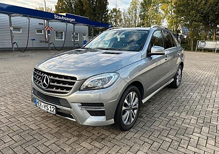 Mercedes-Benz ML 350 BlueTEC 4MATIC -AMG SPORT