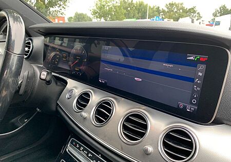 Mercedes-Benz E 220 -Avantgarde-MULTIBEAM-WIDESCREEN-NFC-Burmes