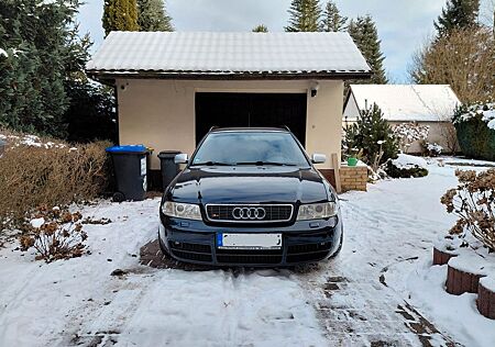 Audi S4 2.7 quattro Avant -