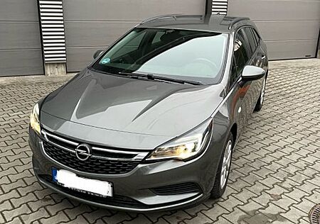 Opel Astra ST 1.6 Turbo 100 KW