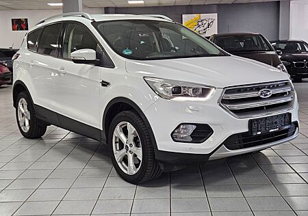 Ford Kuga Titanium 4x4,Kamera,Navi,TÜV NEU
