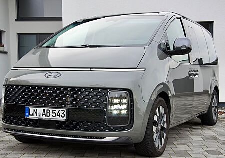 Hyundai Staria Signature Pano BOSE Sitzbelüftung