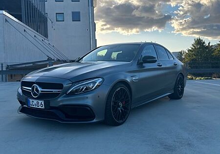 Mercedes-Benz C 63 AMG Mercedes-AMG C 63 S Mercedes-AMG S