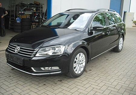 VW Passat Volkswagen Kombi/Panoramadach/Top Zustand/TÜV neu