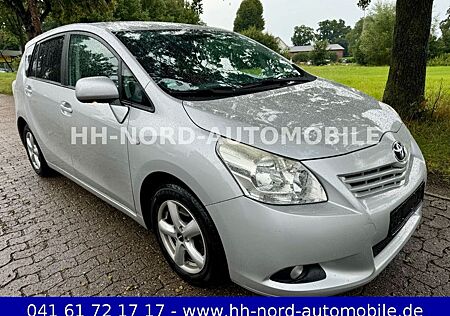 Toyota Verso /HECKVERLADELIFT ROLLSTUHLFAHRER/