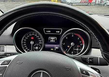 Mercedes-Benz ML 350 BlueTEC 4MATIC - AMG
