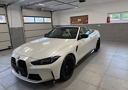 BMW M4 Competition M xDrive Cabrio Competition ČR