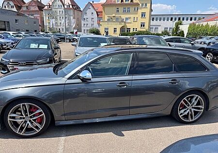 Audi S6 4.0 TFSI quattro S tronic Avant - V8 M. 450PS