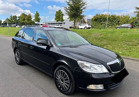 Skoda Octavia 2.0 TDI*Xenon/Navi/PDC/Tempo/TÜV Neu