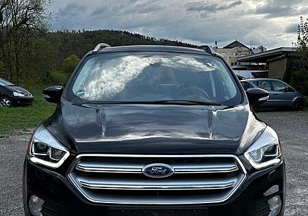 Ford Kuga 2,0 TDCi110kW Business Edition