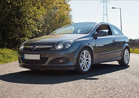 Opel Astra GTC 1.6 ECOTEC Sport 85kW Sport