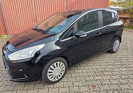 Ford B-Max 1,0 EcoBoost 103kW S/S Titanium Titanium