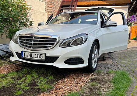 Mercedes-Benz E 350 BlueTEC T -