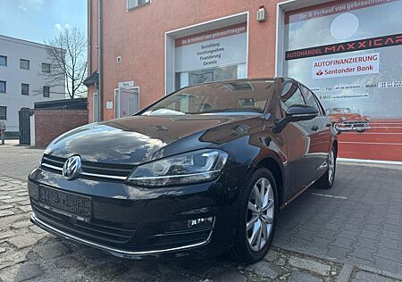 VW Golf Volkswagen VII Lim. Highline BMT *Pano*Navi*Cam