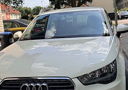 Audi A1 1.2 TFSI Attraction Attraction