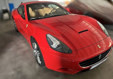 Ferrari California 4.3 V8