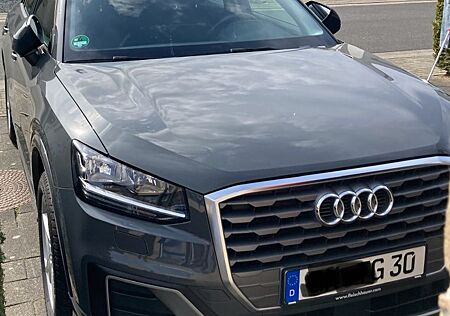 Audi Q2 30 TFSI S tronic sport sport