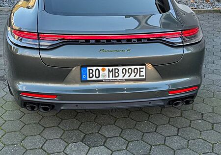 Porsche Panamera 4 E-Hybrid Platinum Edition Platinu...