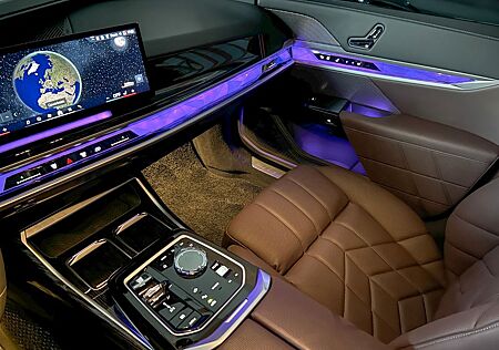 BMW 750e Lim xDrive M Sport*Integral*Pano Sky*Lounge
