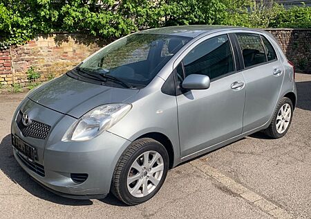 Toyota Yaris Sol*AUTOMATIK*KLIMA+E-FENSTER*4 TÜRER*