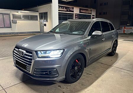 Audi SQ7 4.0 TDI V8 Vollausstattung 7-Sitzer