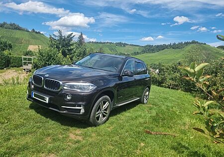 BMW X5 xDrive30d F15*PANO*KAMERASOFTCL.*HEAD UP D.