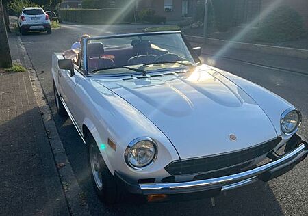 Fiat 124 Spider