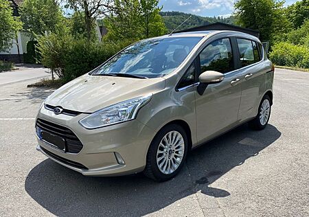 Ford B-Max 1,0 EcoBoost 88kW Titanium