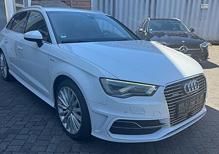 Audi A3 Sportback e-tron ambiente*S-line plus Paket
