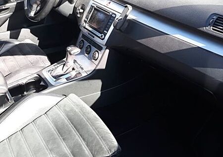 VW Passat Variant Volkswagen 2.0 TDI DPF DSG 125kW Highlin...