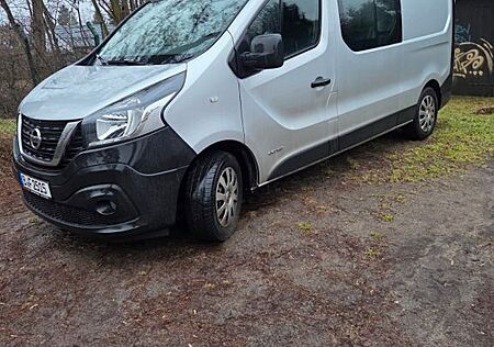 Nissan NV300 Doka bitte Text lesen