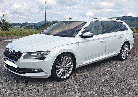 Skoda Superb 2.0 TDI SCR 140kW DSG 4x4 Ambition Co...