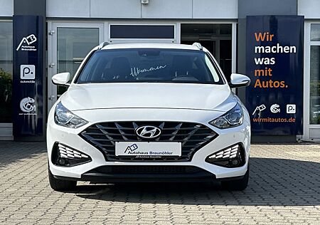 Hyundai i30 i30cw Trend 1.6 CRDi*Keyless*Kamera*Navi*