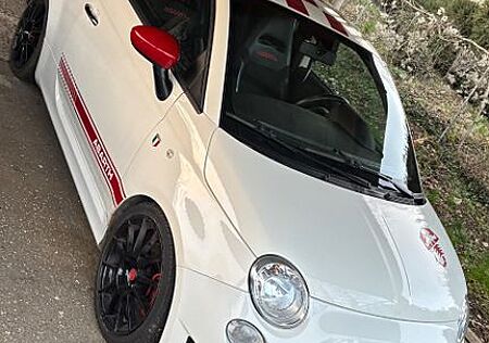 Abarth 500 1.4 T-Jet 16V -