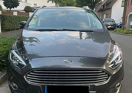 Ford S-Max Titanium 2.0 TDCI AHK, Navi, Apple Car