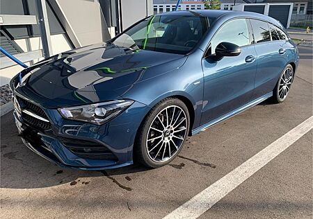Mercedes-Benz CLA 200 Shooting Brake -Edition Paket