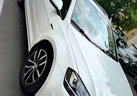 VW Golf Volkswagen 2.0 TDI SCR DSG Highline Variant Highline