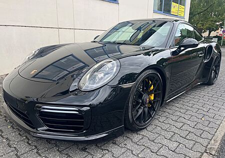 Porsche 911 Urmodell 911 Turbo S Carbon PCCB Schiebedach Approved