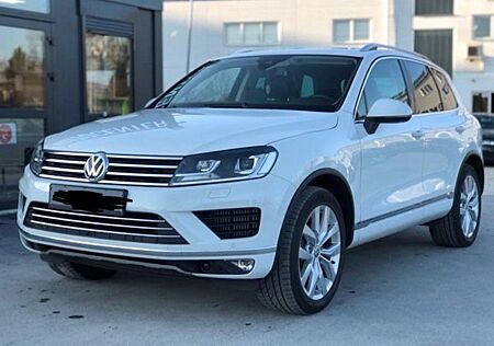 VW Touareg Volkswagen 3.0 V6 TDI SCR Tiptr. BMT Terrain Te...