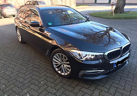 BMW 530d xDrive Touring A -