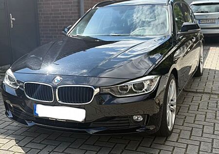 BMW 318d Touring Luxury Line