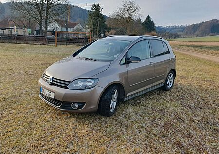 VW Golf Plus Volkswagen 1.6 TDI BlueMotion Technology Styl...